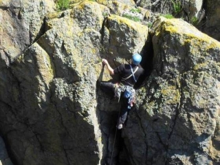  Encontrar el camino para subir una colina 